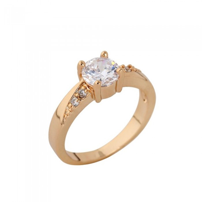 Bague solitaire dorée oxyde de zirconium