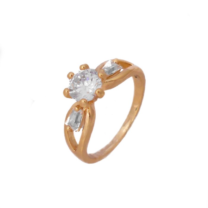 Bague dorée oxyde de zirconium