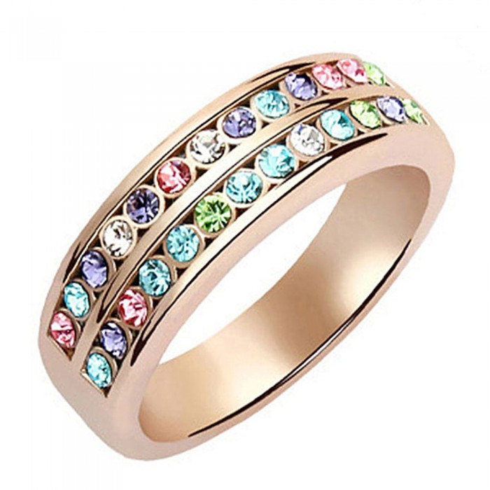 Bague anneau doré rose serti de strass multicolores