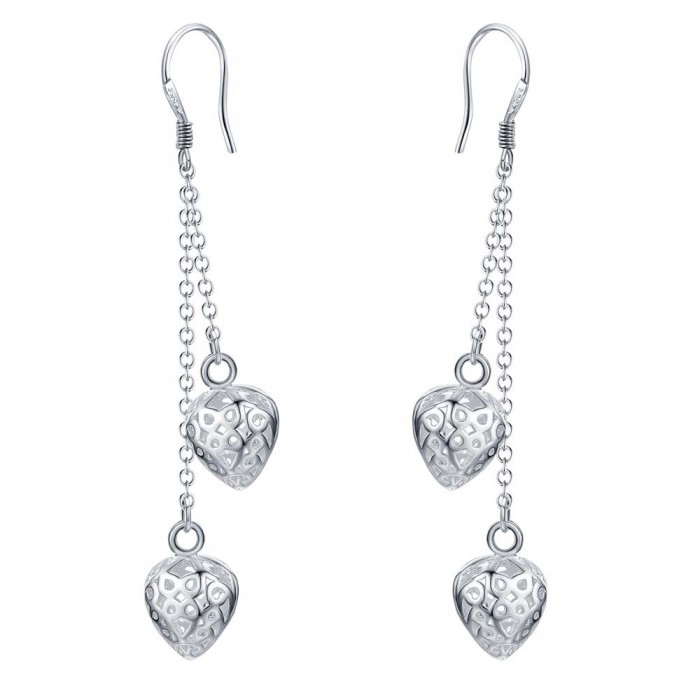 Boucles d'oreilles coeurs 3D ciselés chaînette argenté