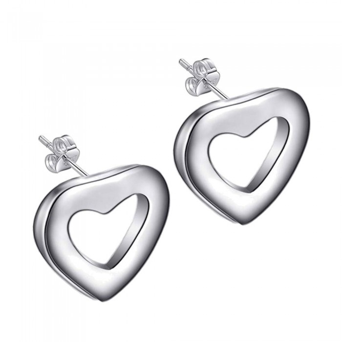 Boucles d'oreilles petit coeur argenté