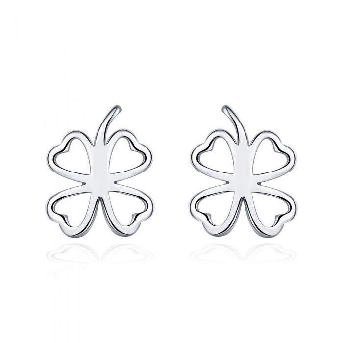 Boucles d'oreilles clou trèfle argenté