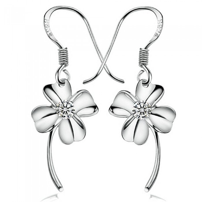 Boucles d'oreilles fleur à 4 pétales oxyde de zirconium argenté