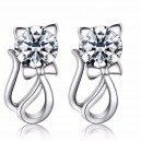 Boucles d'oreilles petit chat tête en oxyde de zirconium argenté