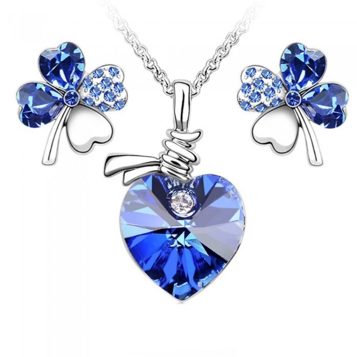 Parure bijoux collier coeur boucles d'oreilles trèfle argentée