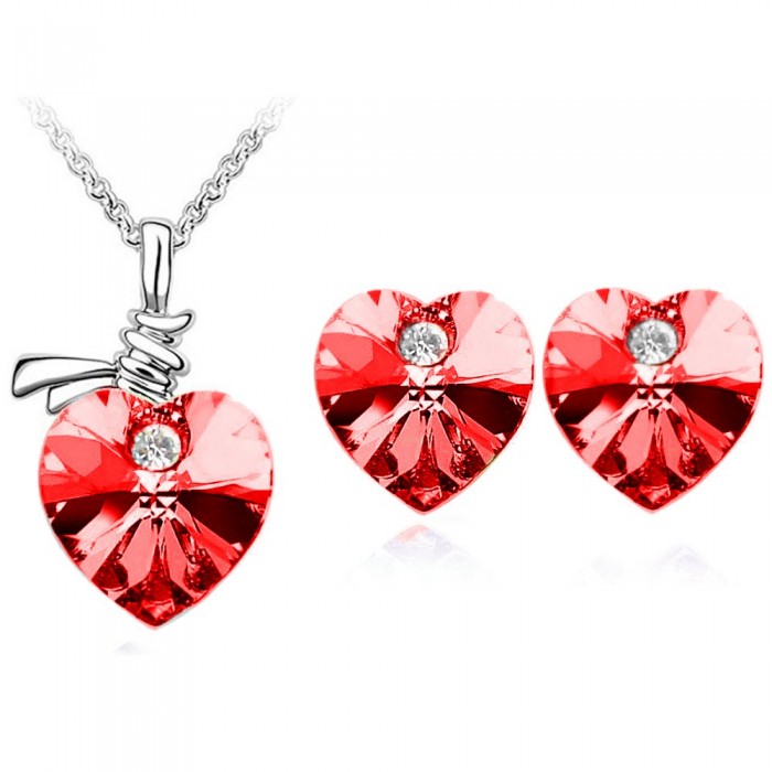 Parure bijoux coeur boucles d'oreilles clou puce strass argentée