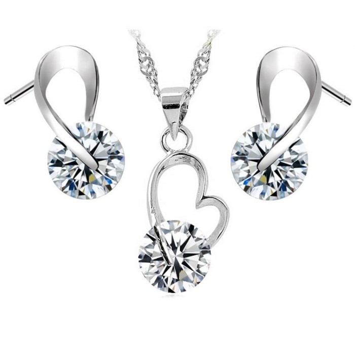 Parure bijoux coeur oxyde de zirconium rond collier boucles d'oreilles argentée