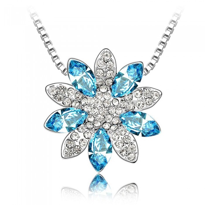 Collier soleil fleur de strass argenté