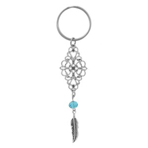 Porte-clés losange filigrane perle à facette bleue et plume pendante argenté