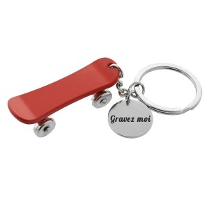 Porte-clés skateboard planche à roulettes à 4 roues rouge argenté gravure personnalisée sur médaille