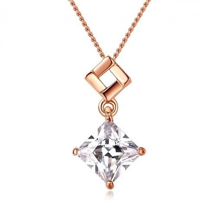Collier doré rose losange oxyde de zirconium